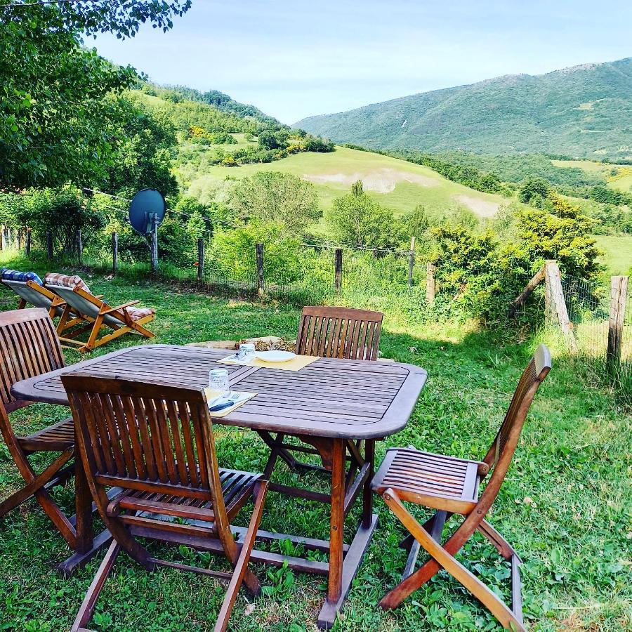 Agriturismo Il Covo Del Solengo Valtopina Bagian luar foto