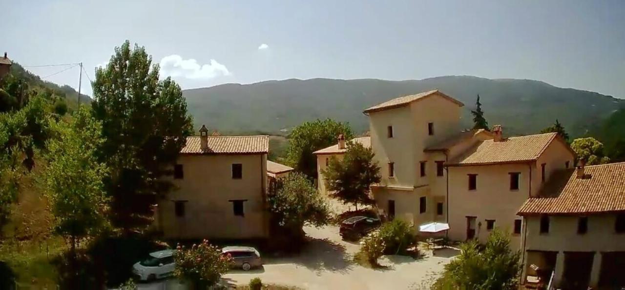 Agriturismo Il Covo Del Solengo Valtopina Bagian luar foto