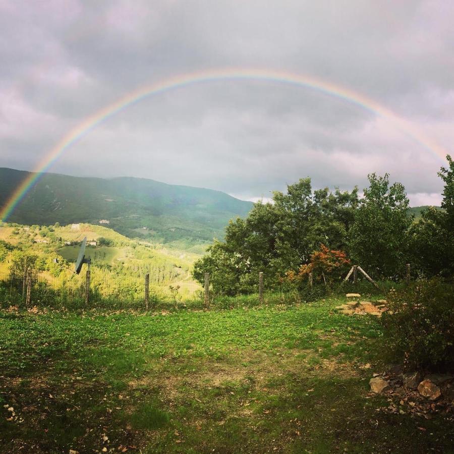 Agriturismo Il Covo Del Solengo Valtopina Bagian luar foto