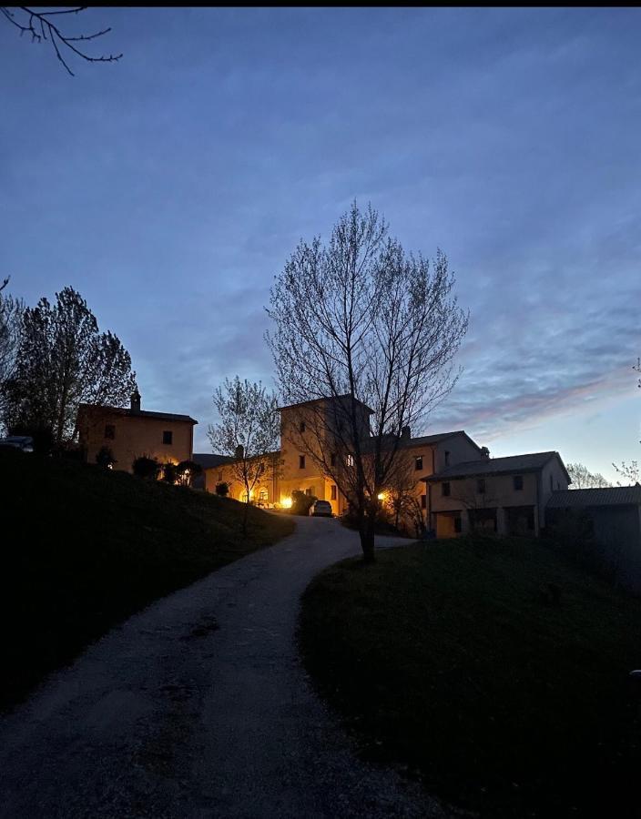 Agriturismo Il Covo Del Solengo Valtopina Bagian luar foto