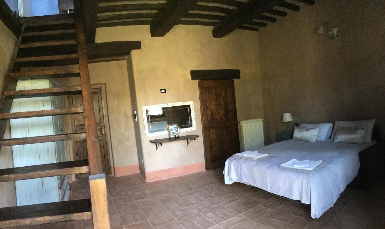 Agriturismo Il Covo Del Solengo Valtopina Bagian luar foto