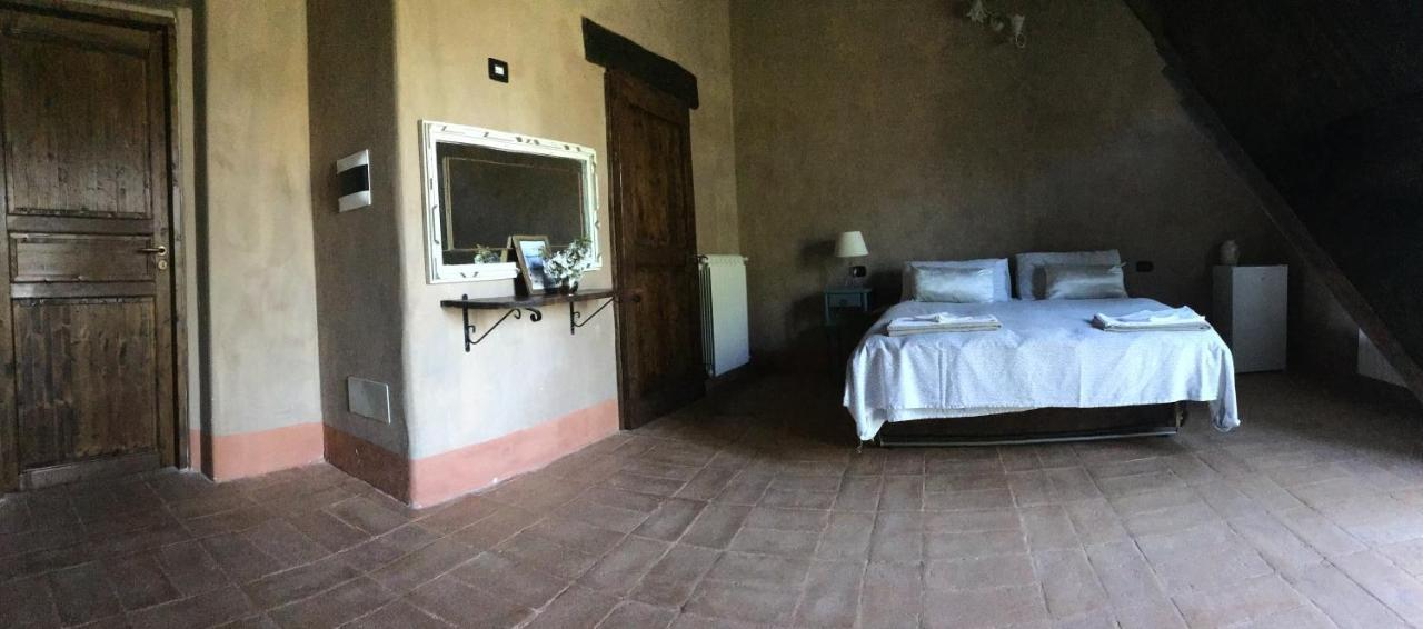 Agriturismo Il Covo Del Solengo Valtopina Bagian luar foto