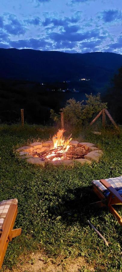Agriturismo Il Covo Del Solengo Valtopina Bagian luar foto