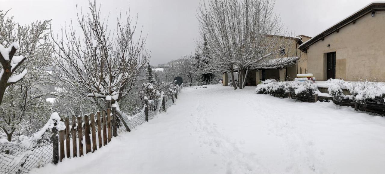 Agriturismo Il Covo Del Solengo Valtopina Bagian luar foto