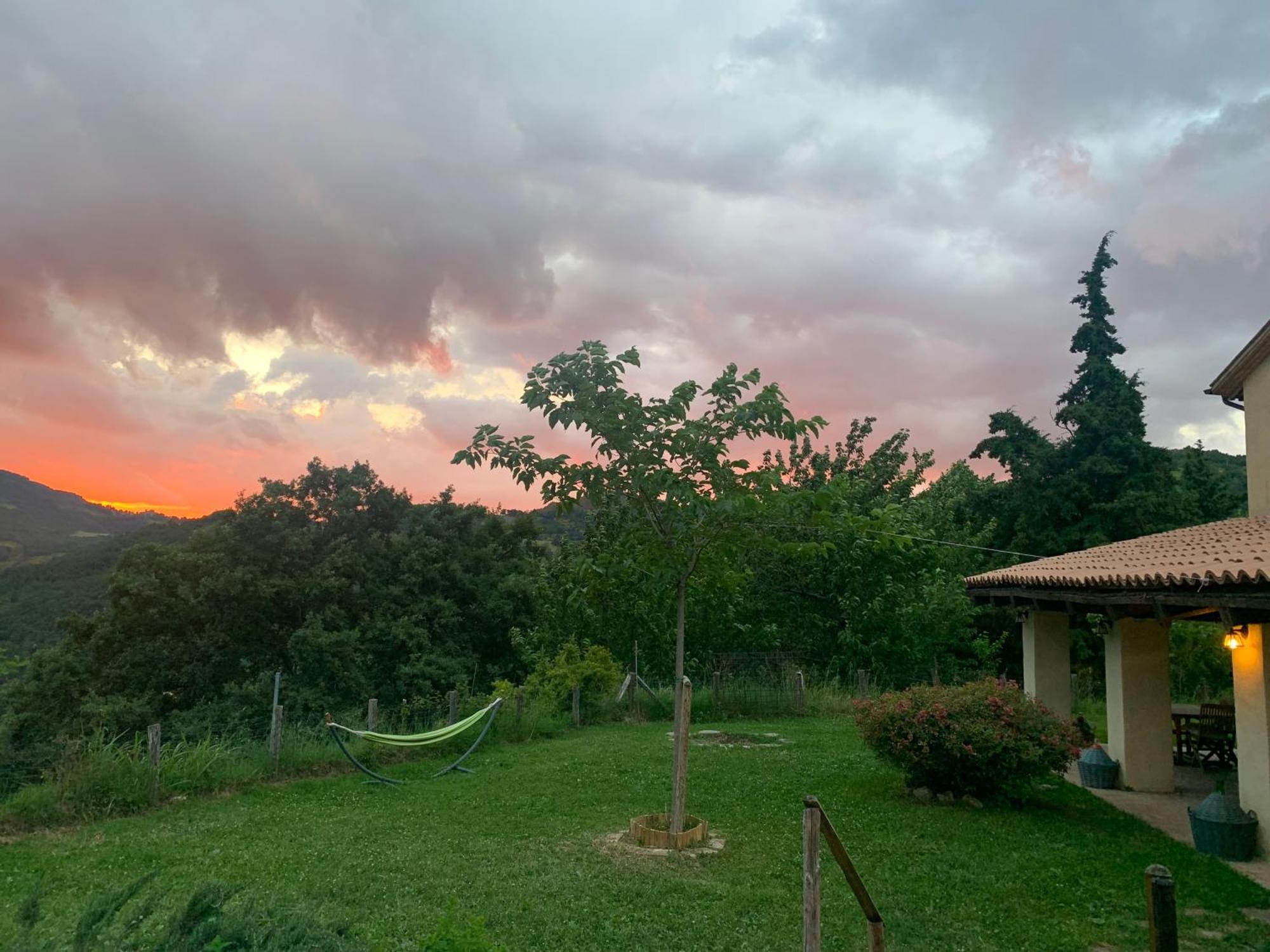 Agriturismo Il Covo Del Solengo Valtopina Bagian luar foto