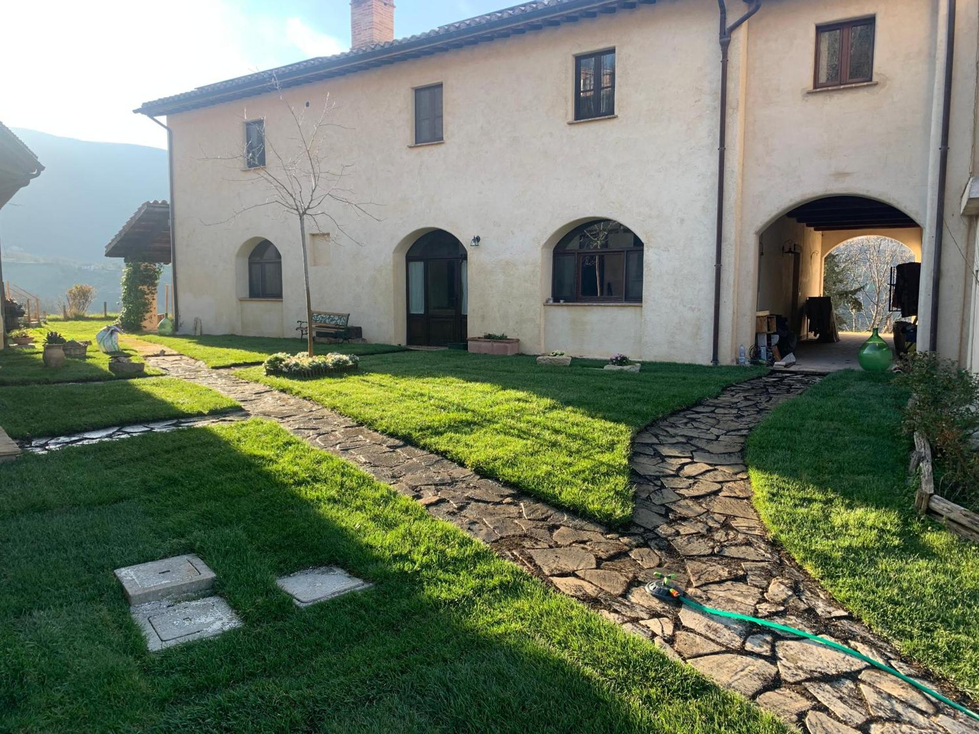Agriturismo Il Covo Del Solengo Valtopina Bagian luar foto